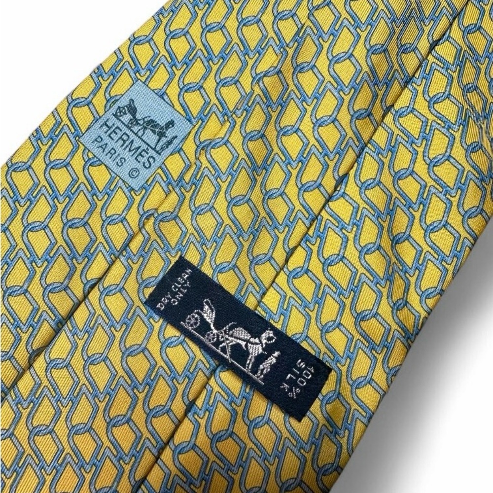 Vintage Men’s Hermes Paris Yellow Silk Neck Tie